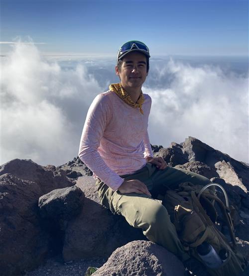 Picture on a man on the mountain
